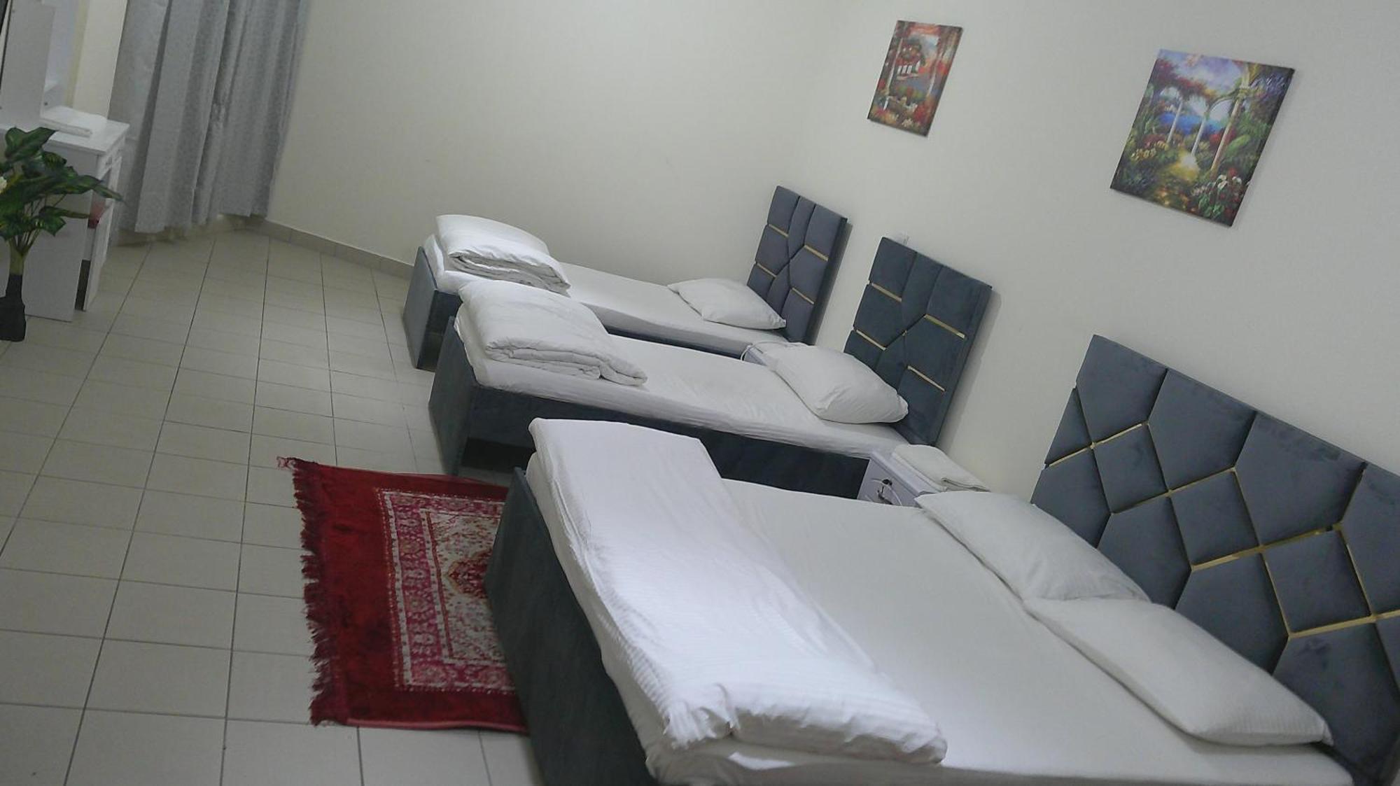 Ruby Star Hostel Dubai F2 Exterior photo